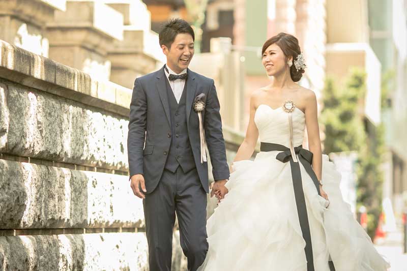 横浜 馬車道で撮影するウェディングフォトがおしゃれとのウワサ フォトウェディング 結婚式の前撮り Howtoコラム